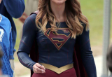 020_supergirl_in_park.jpg